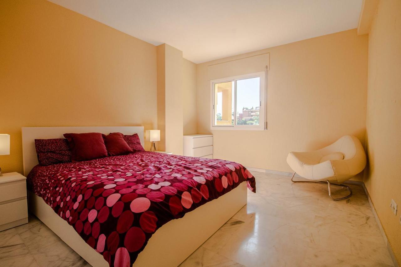 Apartment And Spacious With Underground Parking In Lovely Urbanisation With Pools And Jacuzzis.